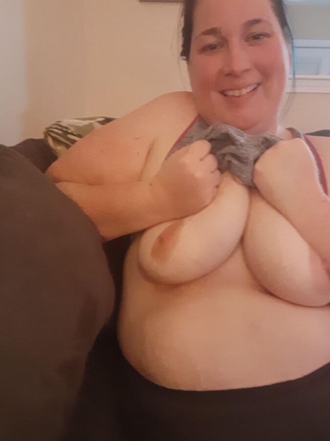 GostosoMilfOf (Amador BBW)