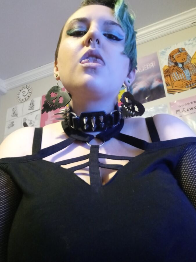 GothGoddesshail