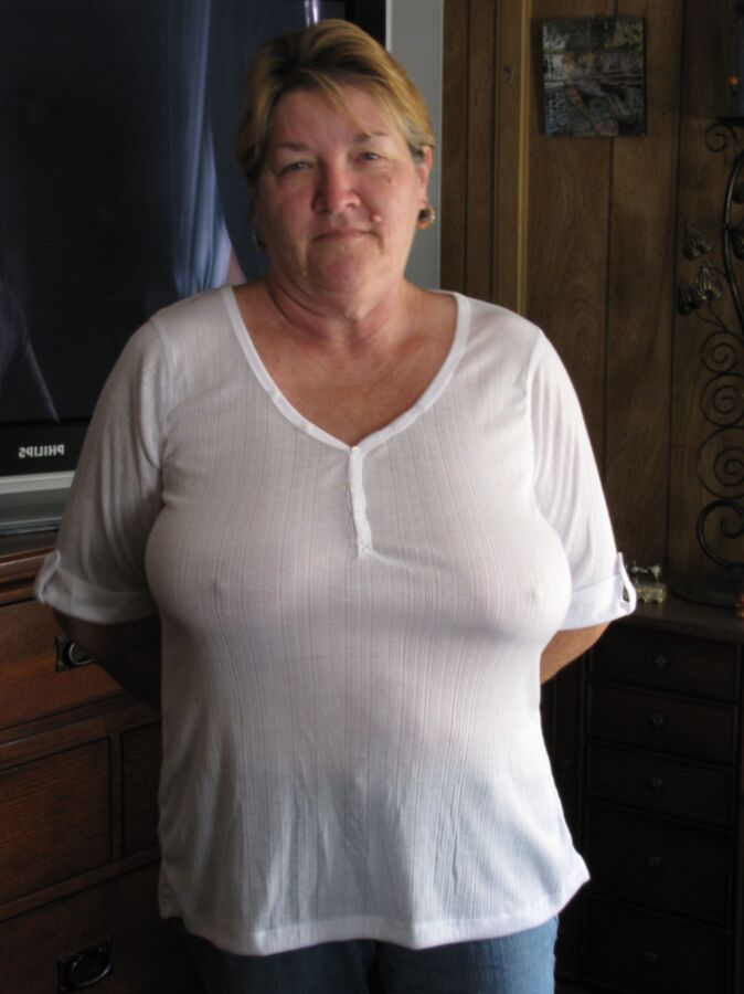 Mature / Granny Huge Tits Dressed