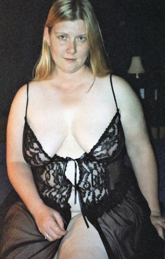 Honey Bedwell (Amateur BBW)