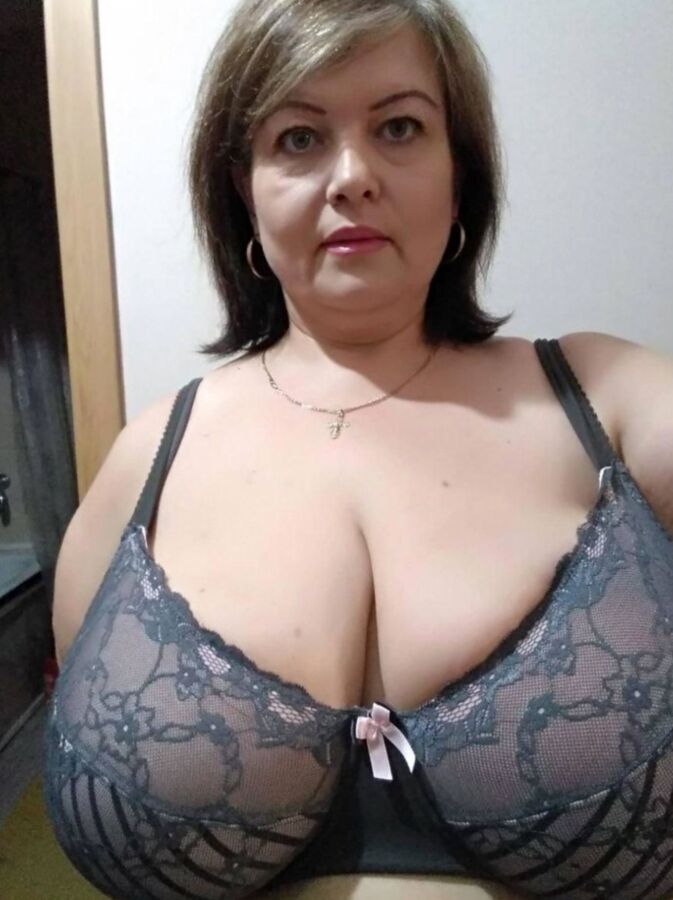 mature  huge boobs