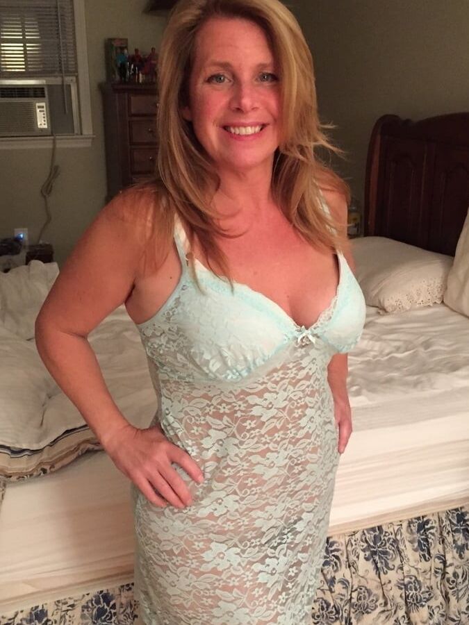 Janet - NJ Hotwife