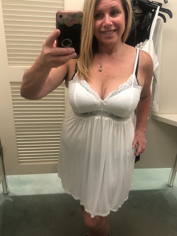 Janet - NJ Hotwife