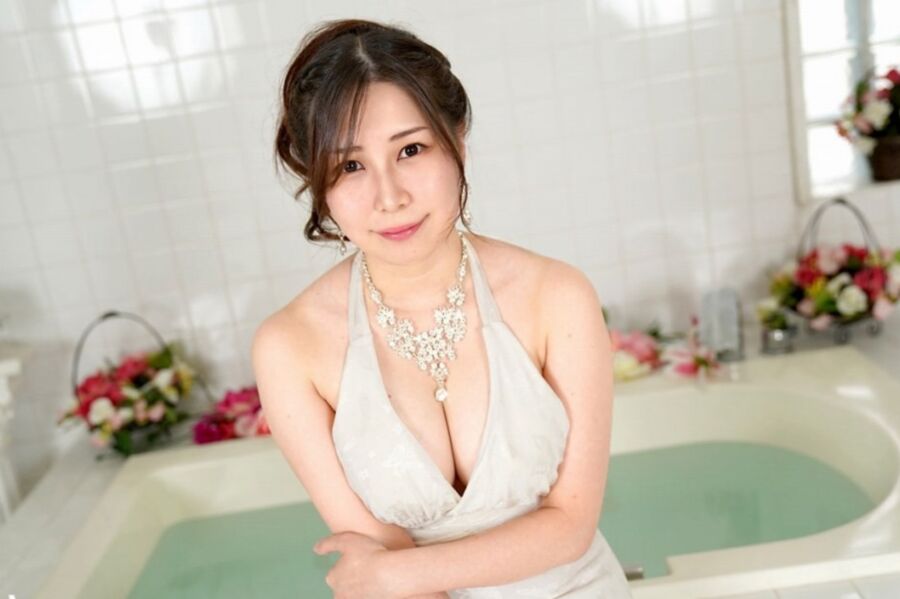 Yuki Haruna – Willkommen bei Luxury Soap