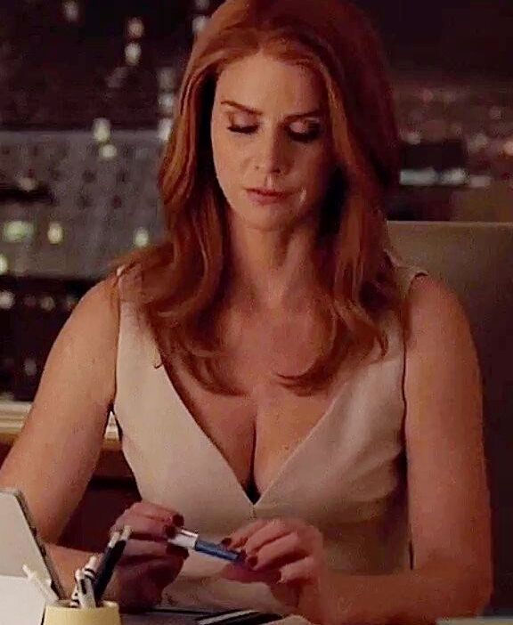 Sarah Rafferty Needs To Be Broken