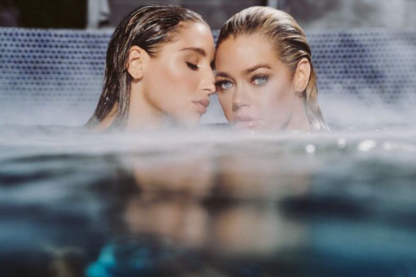 Denise Richards e Abella Perigo