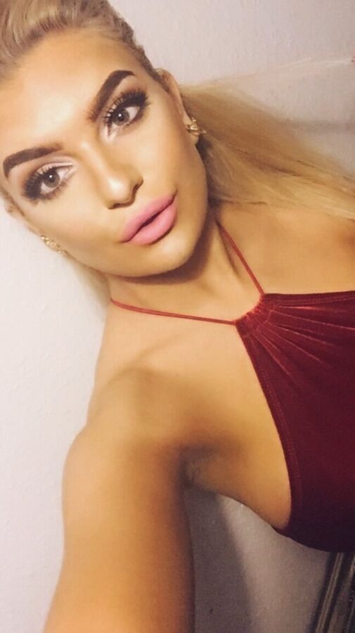 Busty blonde bimbo