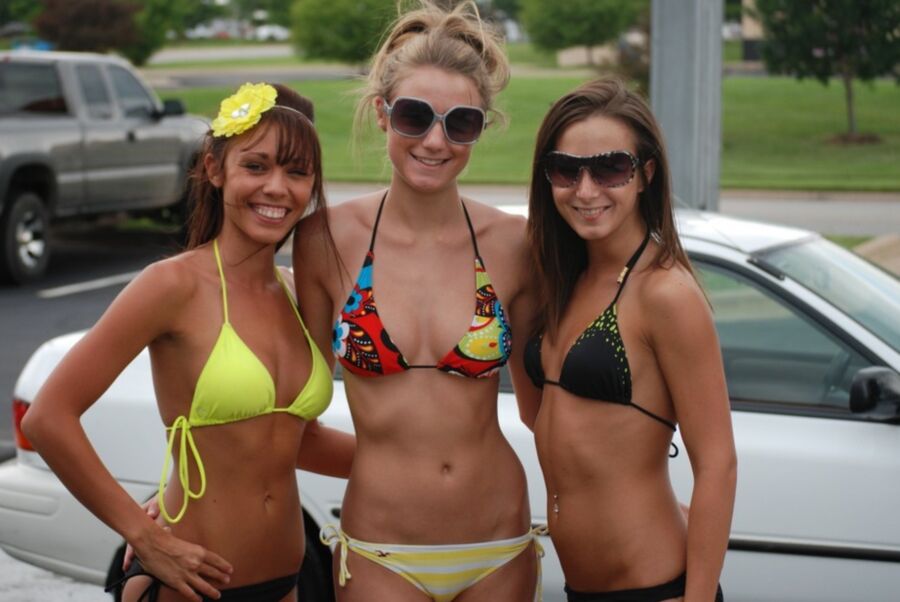 Bikini Girls