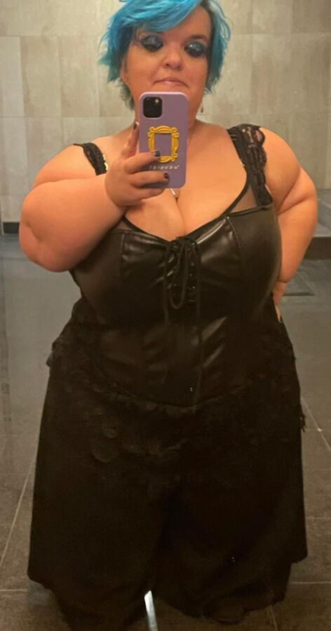 Very Extremely Busty Midget