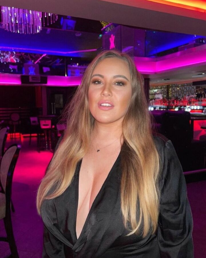 Lauramorganx Enormes Tetas Gran Culo Rubia Sexy Fotos Calientes Mixtas