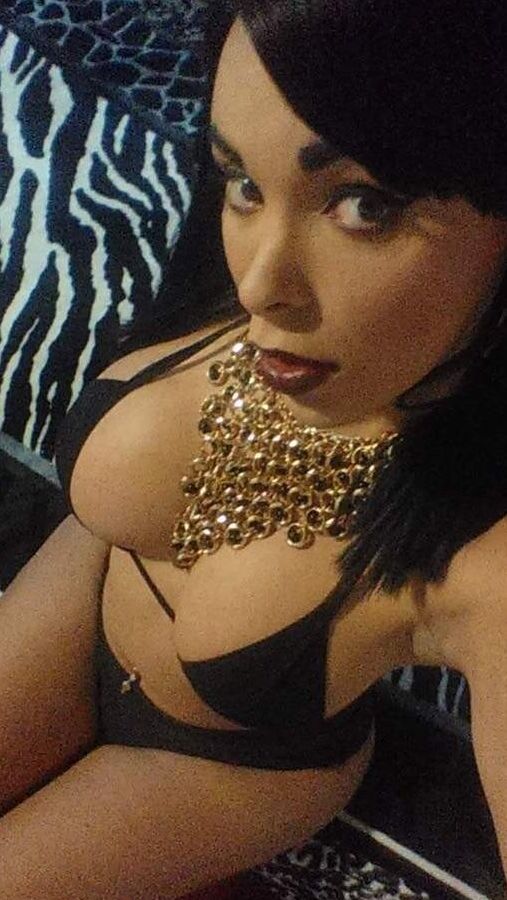 Paulina Carrillo (Transexual)