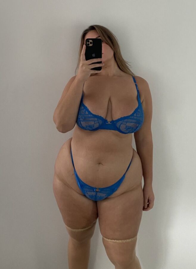 Mikaelareidy Huge Tits Blonde Beauty BBW Mixed Hot Photos