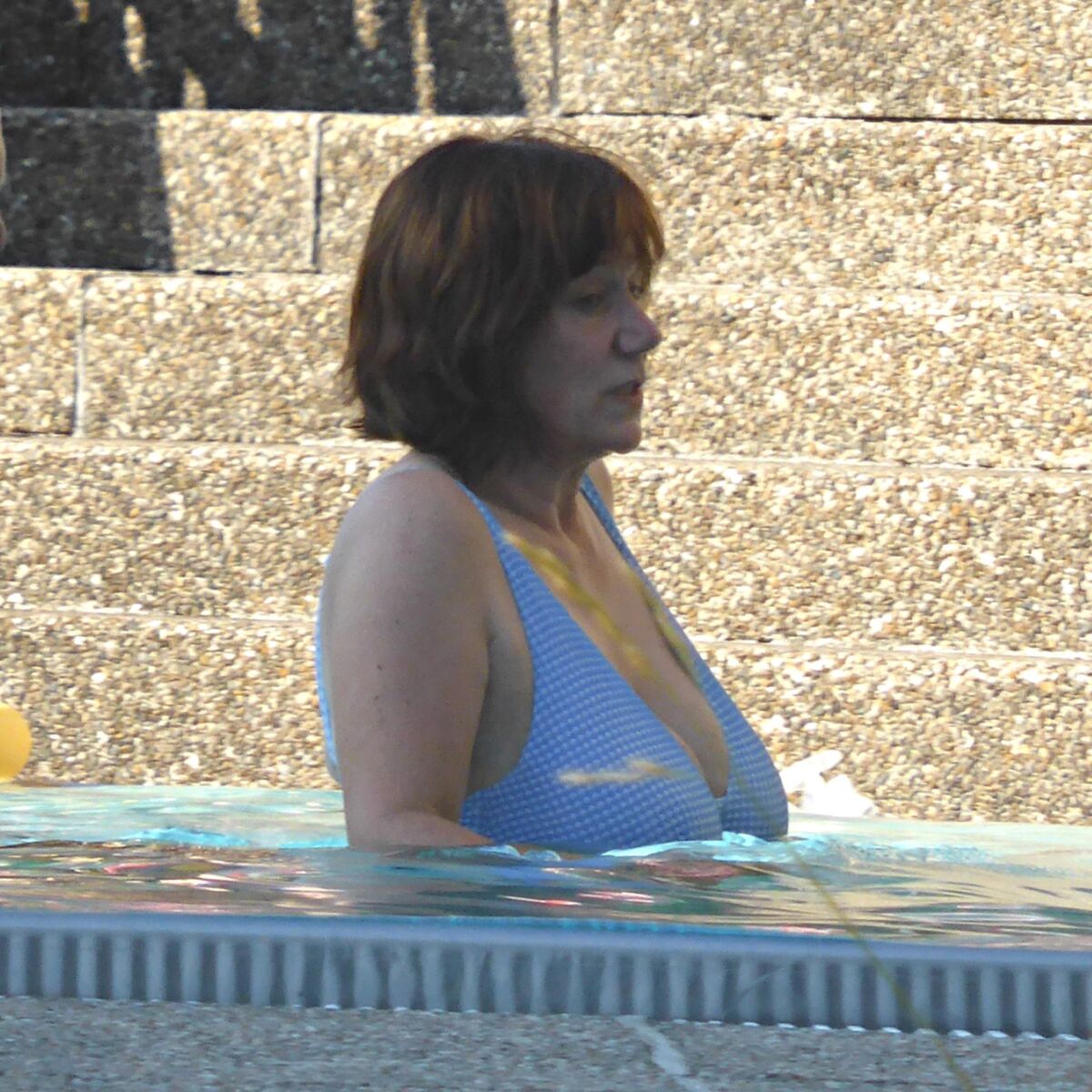 Candid Huge Granny Tits at Swimming Pool