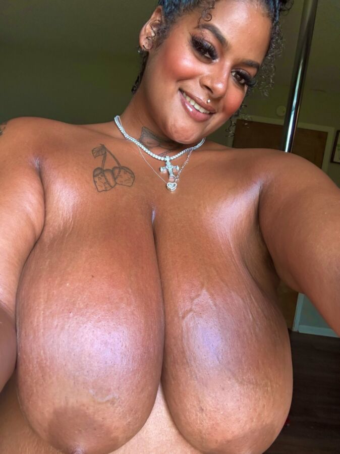 BBW Ebony Milf Jessica Huge Saggy Tits