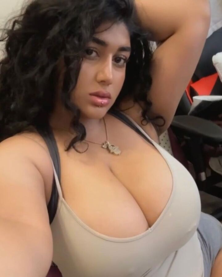 Big Tit Indian Chick