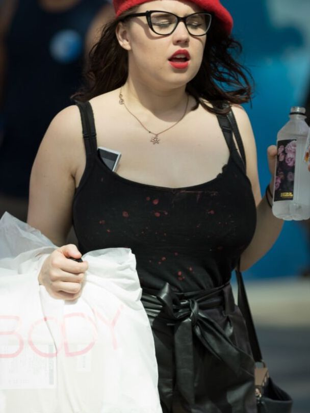 Sexy chubby women  (Sexy Candids BBW)