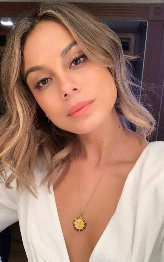 Nathalie Kelley