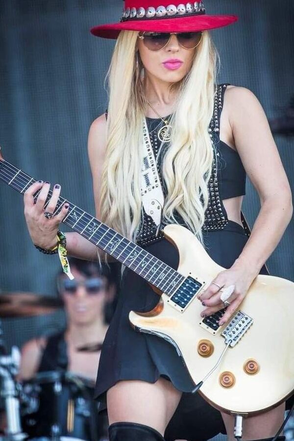 Orianthi Panagaris