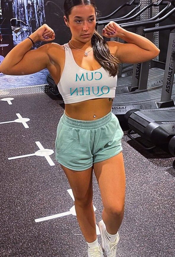 Big Tit Gym THOT