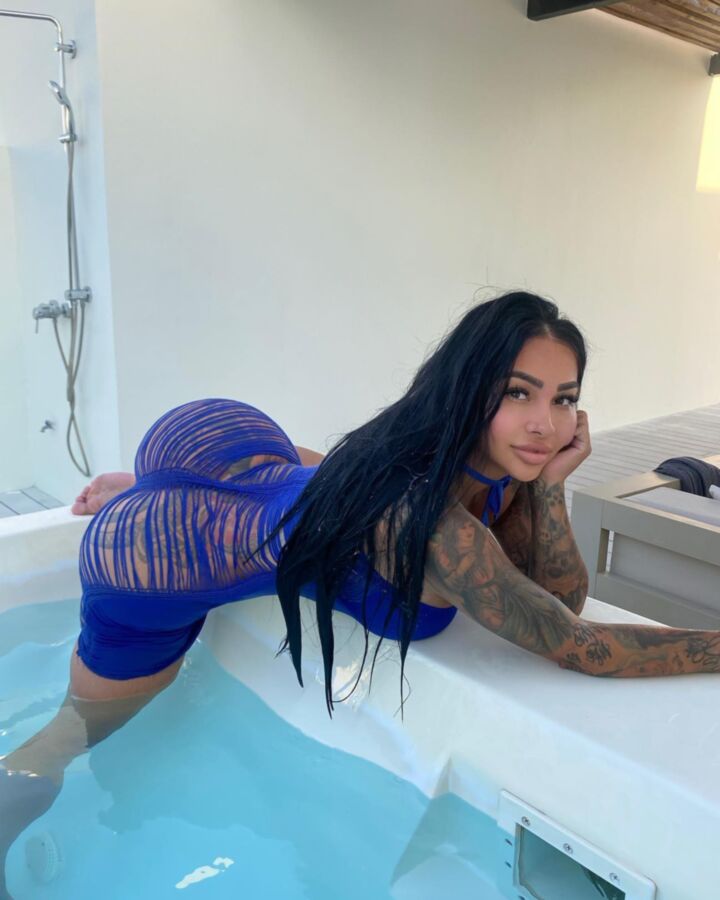 BRITTANYA RAZAVI YG