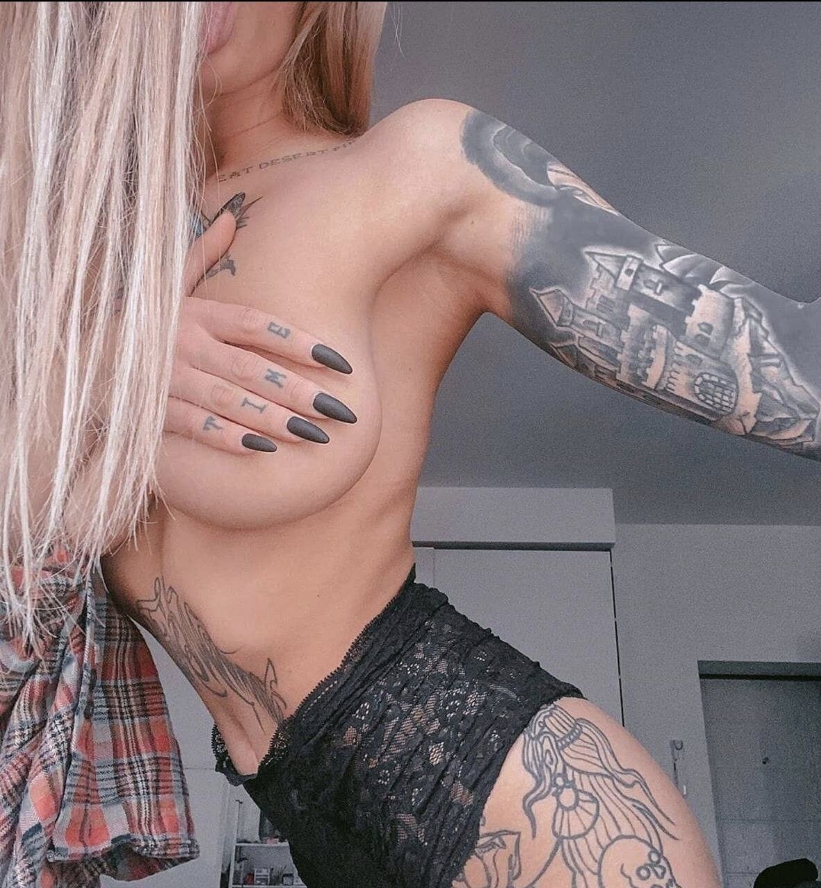 Alya Kudlay | Alternative Tattooed Escort girl #