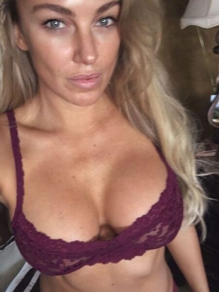 Amber - Amazing MILF