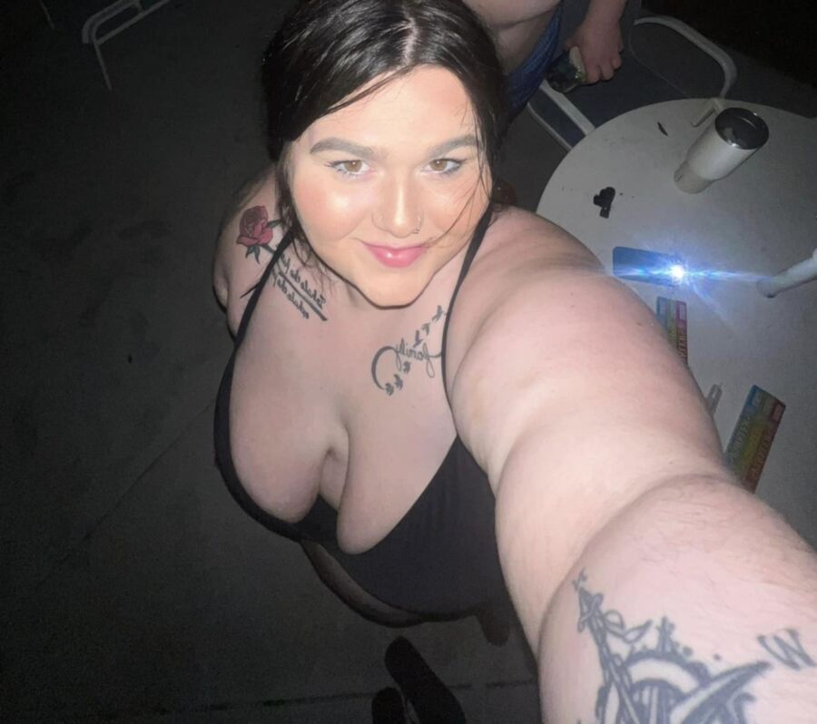 BRi!a@NN@ N young BBW w HUGE TITS PHAT AZZ