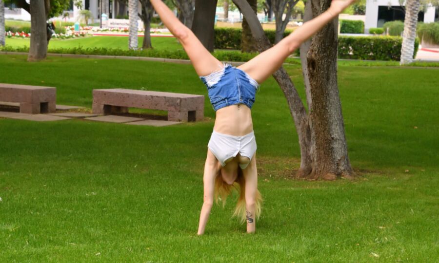 ANGEL - Acrobacias en el parque