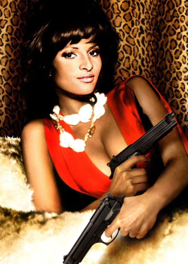 Pam Grier (melhores imagens em HD)