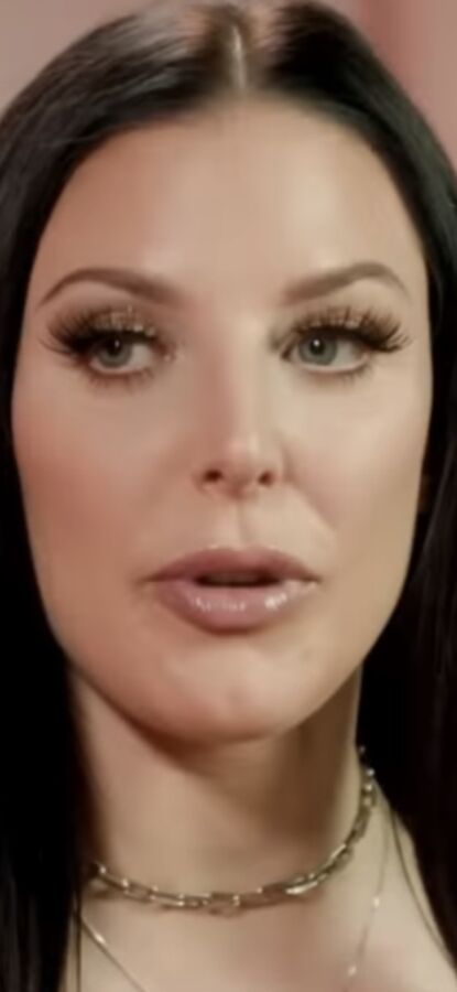 Angela White Gesichtsausdrücke