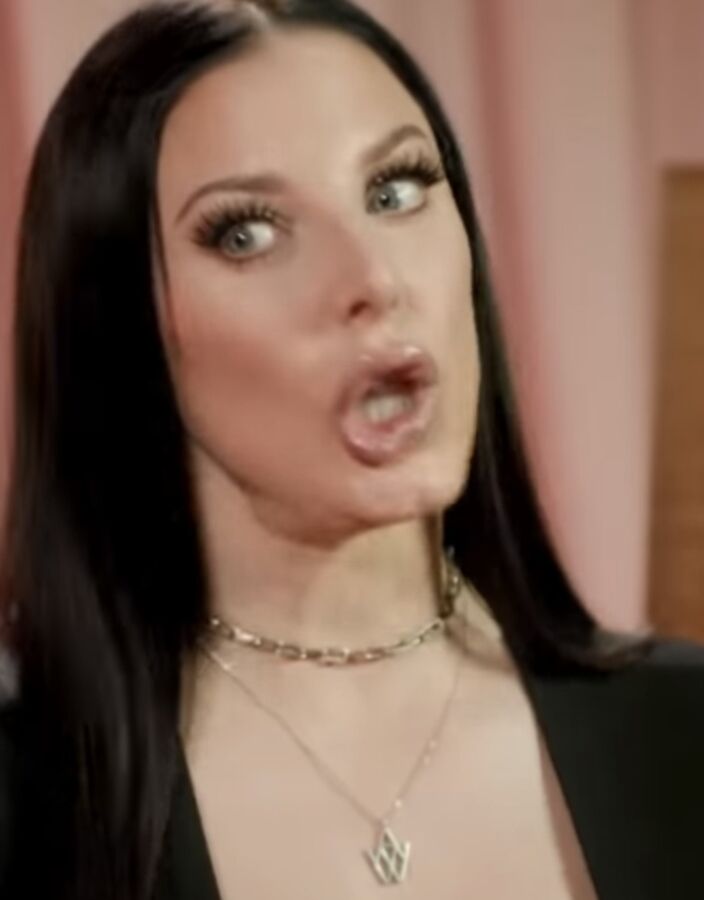 Angela White Gesichtsausdrücke