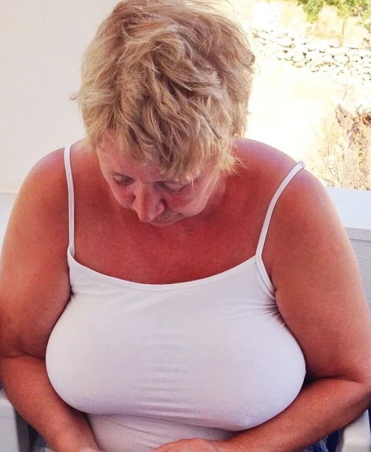 Mature Big Saggy Tits