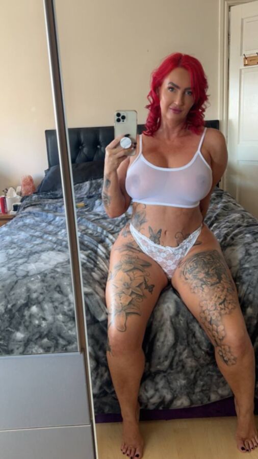 Busty British Milf Andrea