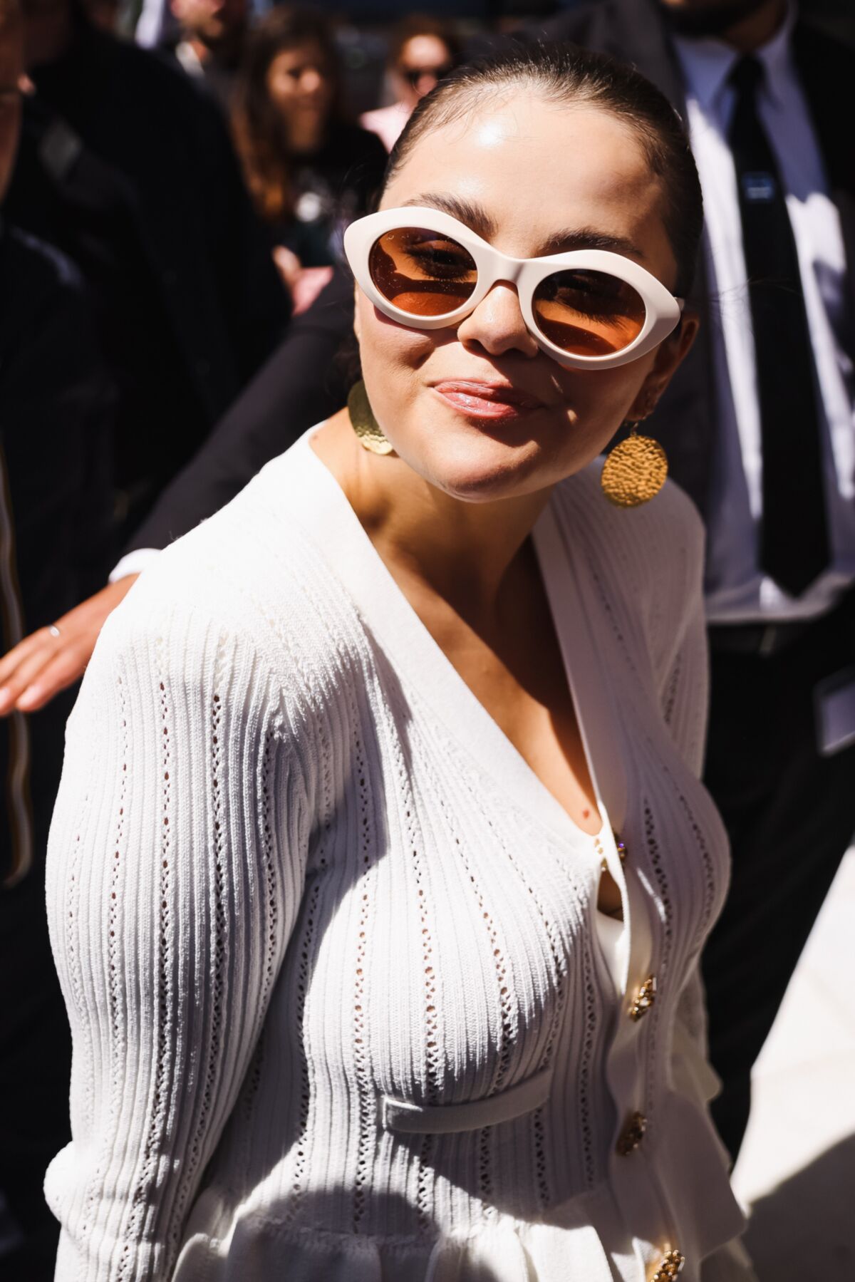 Selena Gomez-vista durante el 77º Festival Anual de Cine de Cannes