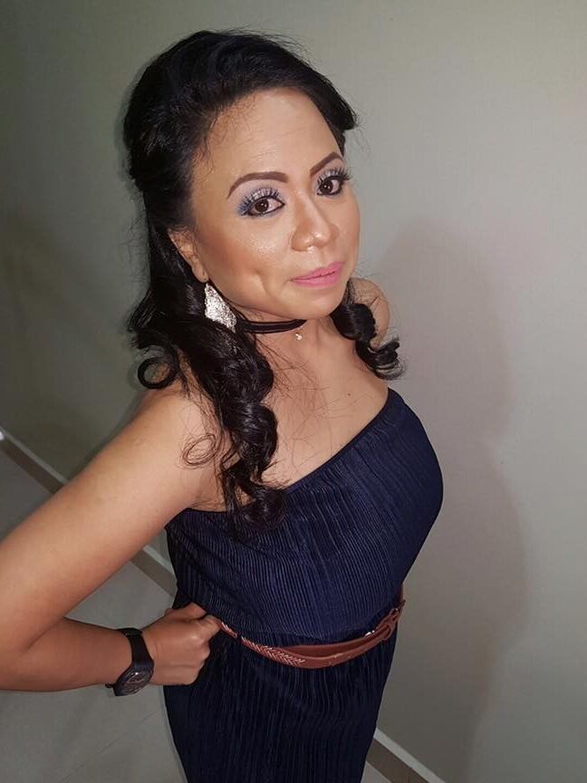 Busty Indo milf Ratna