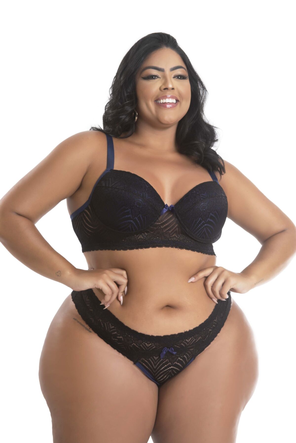 lingerie plus size