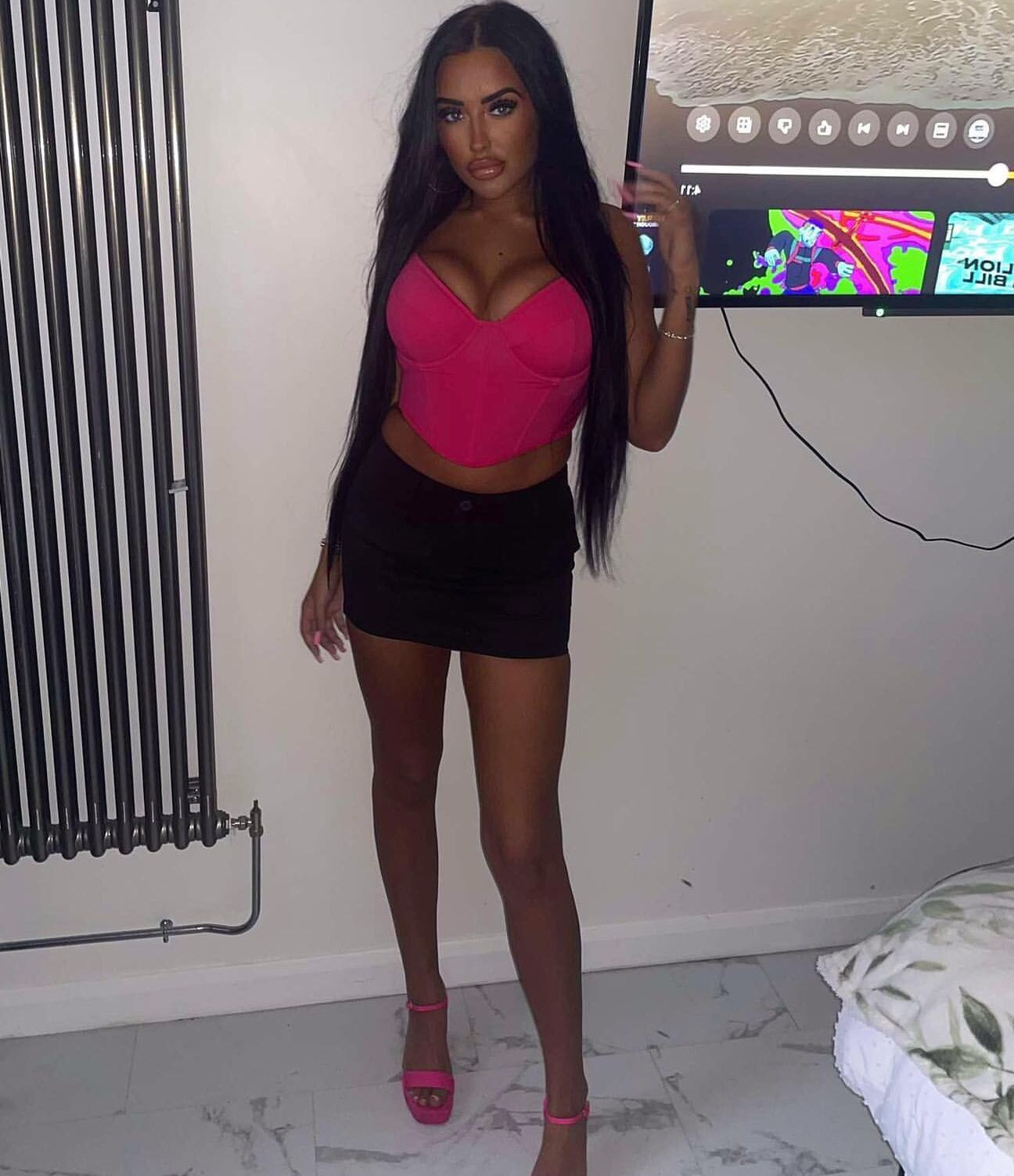 Tia   British Chav Teen 