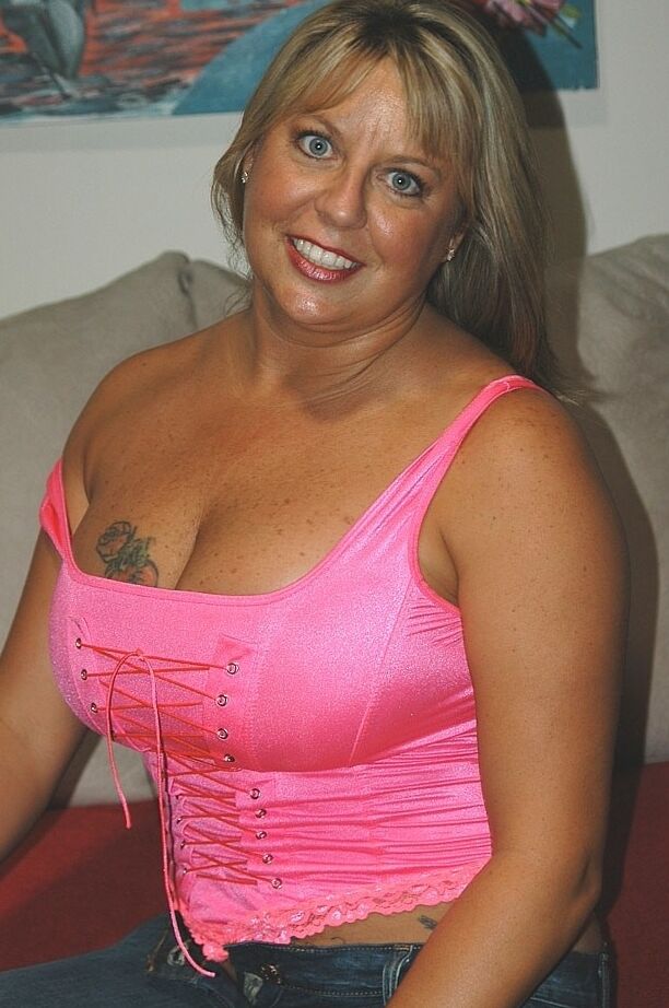 Mishka. Nice chubby MILF.