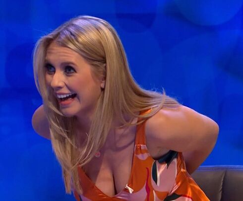 Rachel Riley. Милфа-блондинка с большой грудью