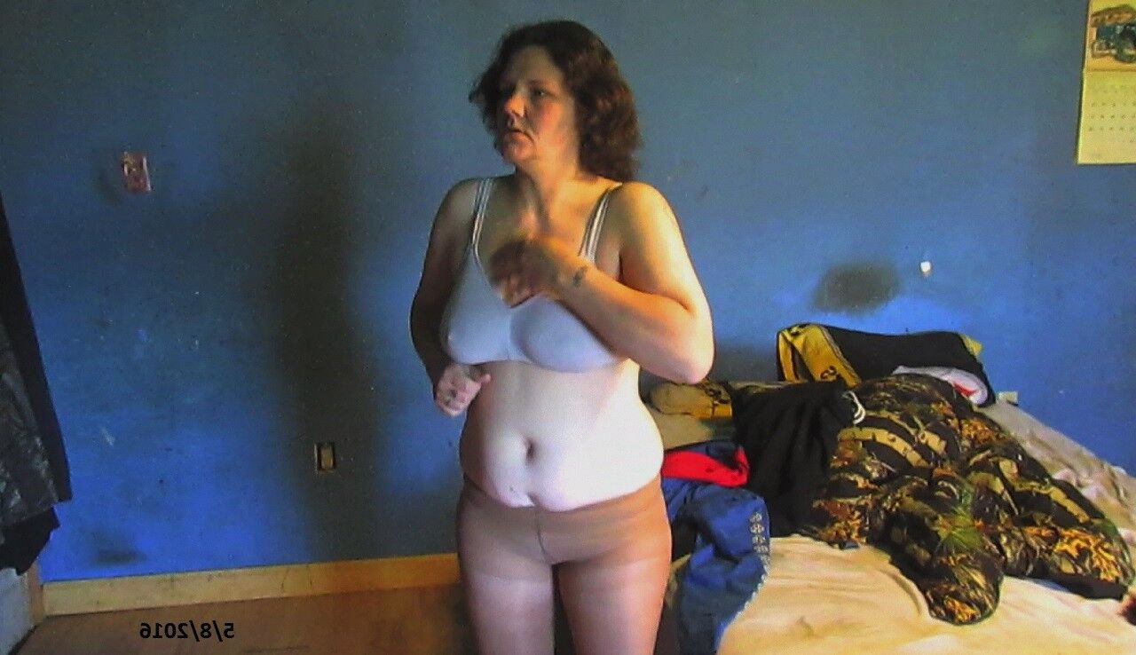 Amateur-Ehefrau-Strumpfhosen-Bilder 3