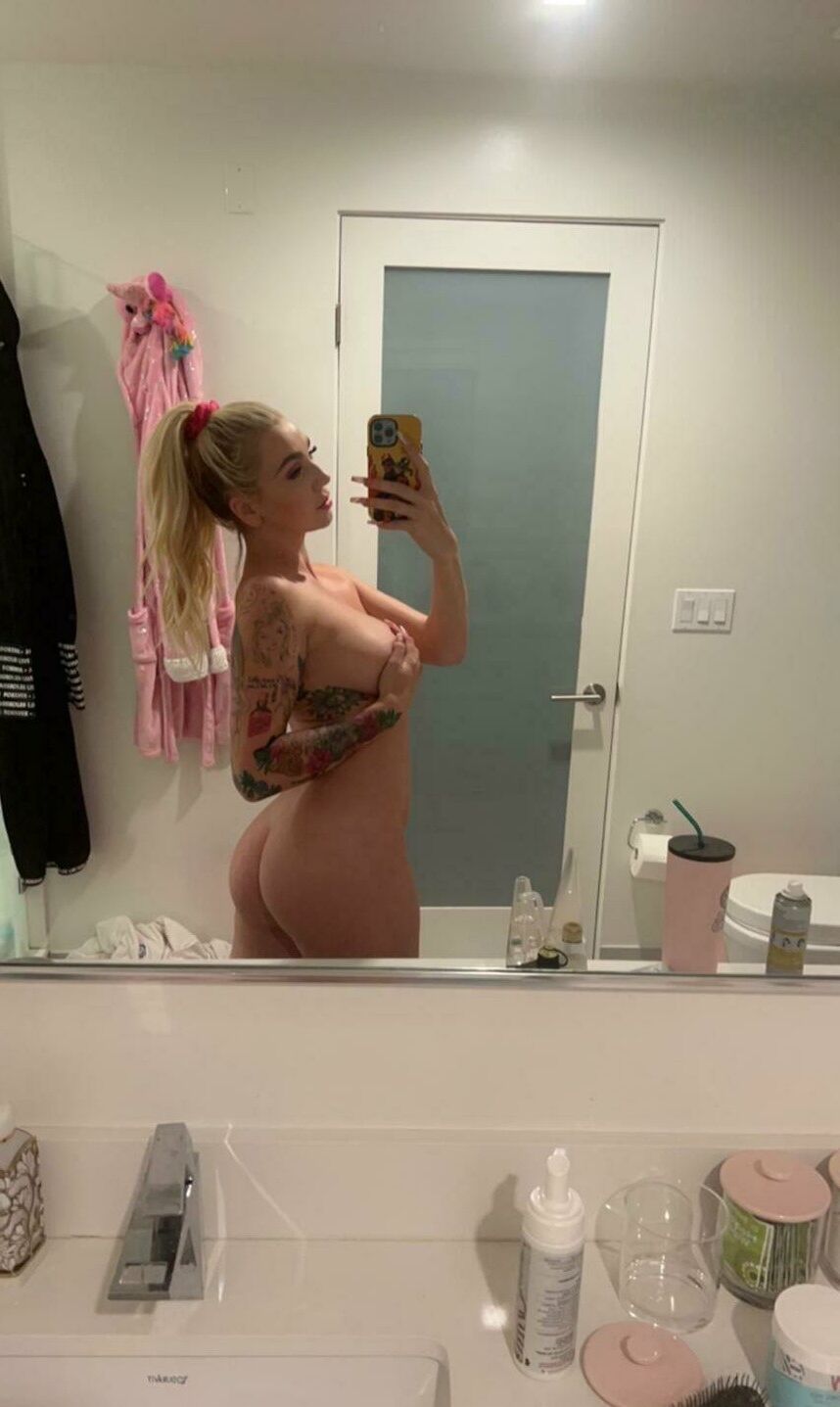 Kendra Sunderland 1