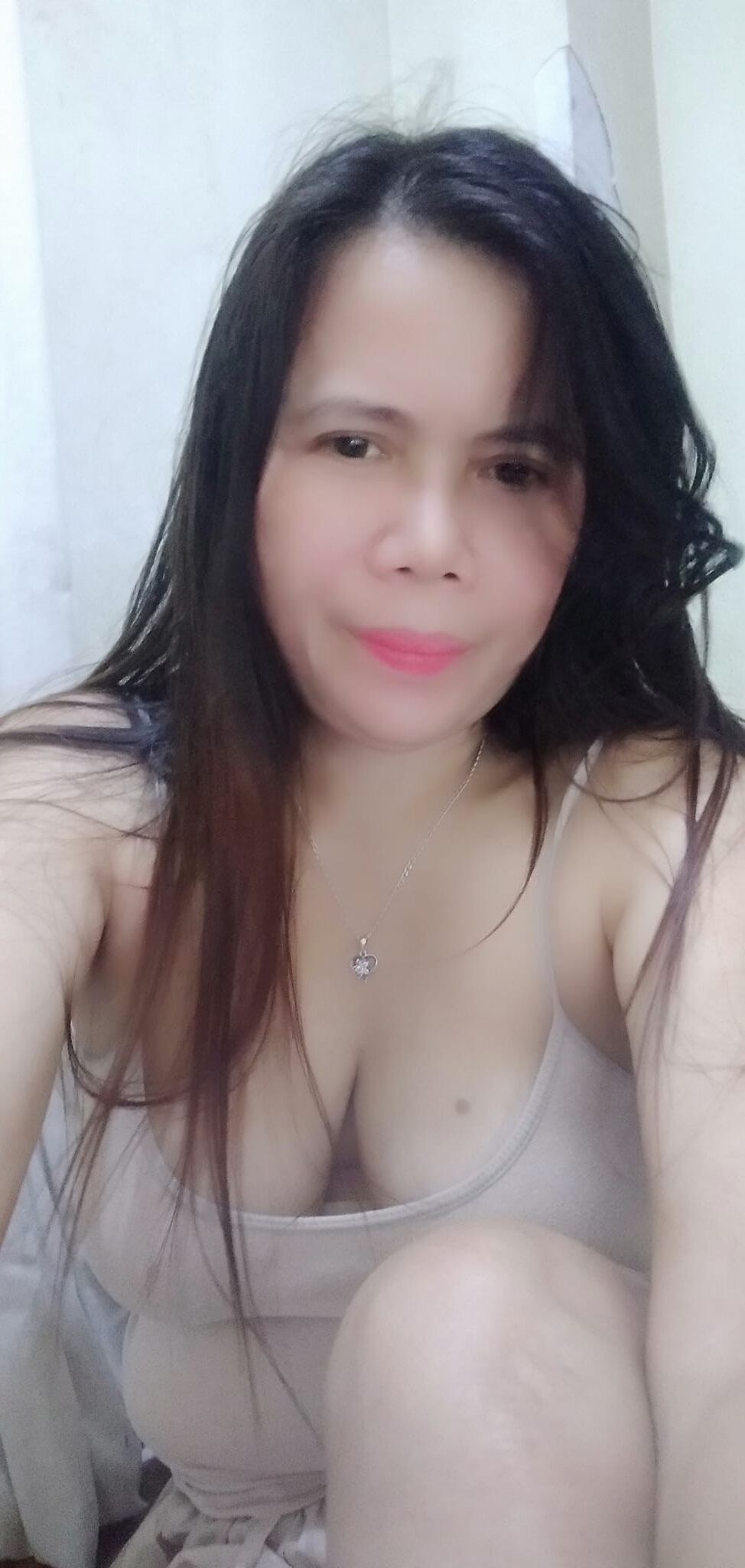 VERGIE BUSTY PINAY