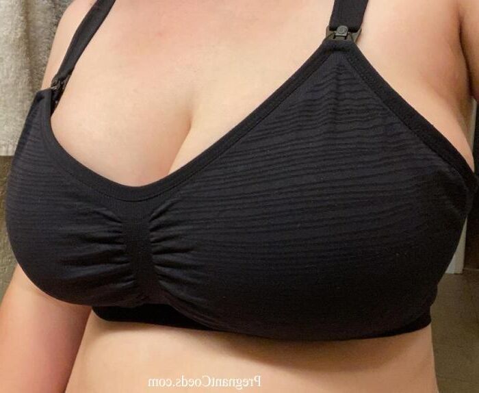 Michelle - 29yr old, 32i nursing bra