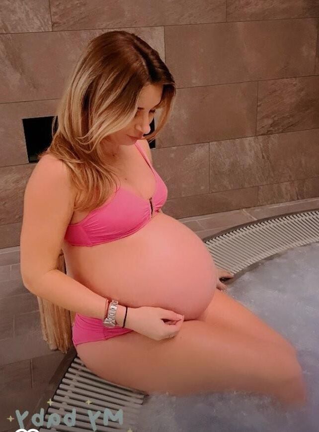 Pregnant beauties 10