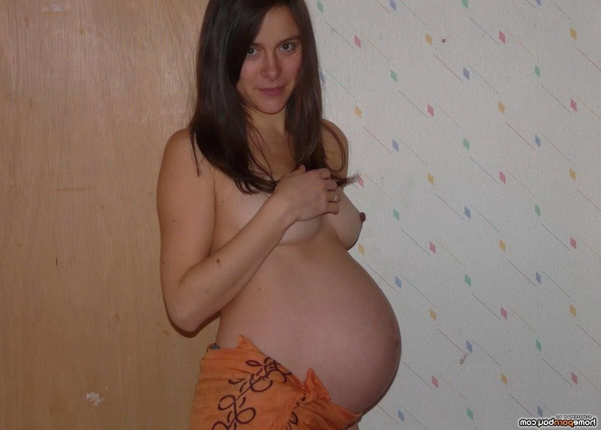 Pregnant beauties 9