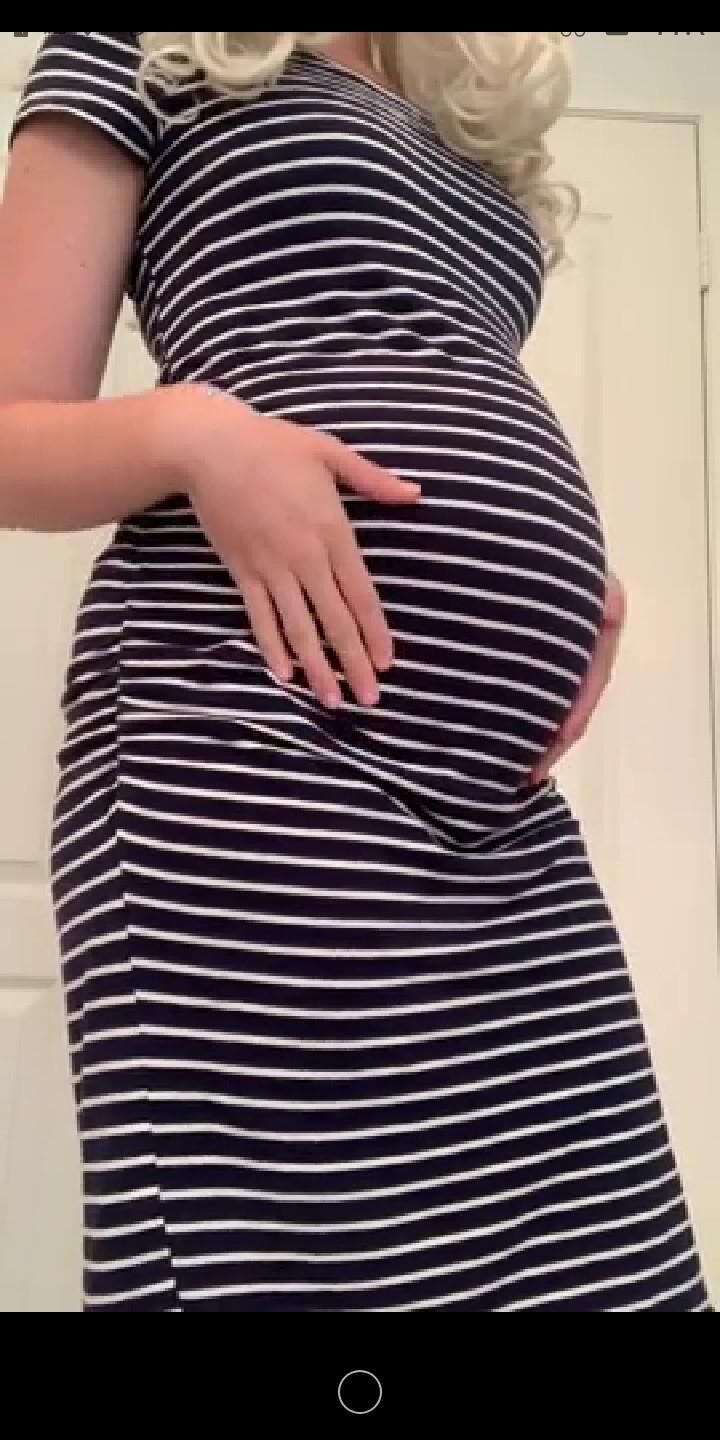 Preggoporn elsaxxxo 