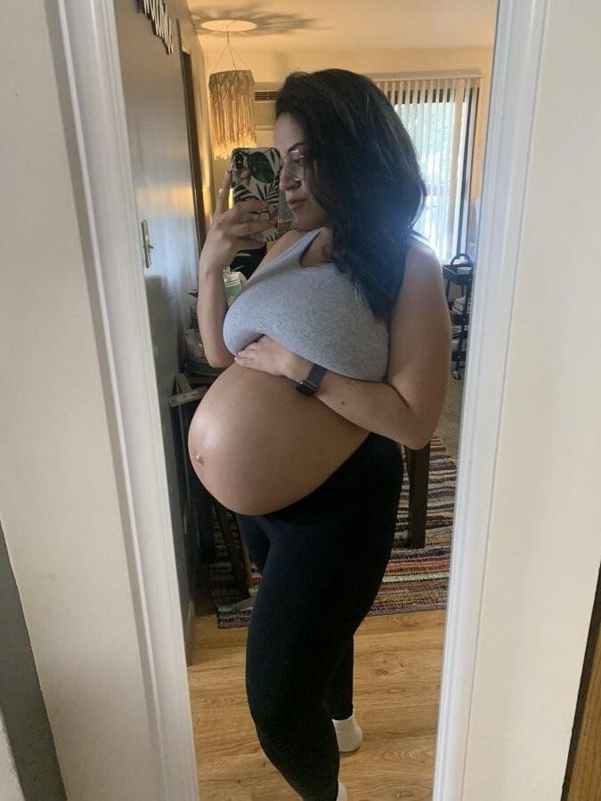 Pregnant beauties 10