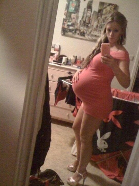 Pregnant beauties 9