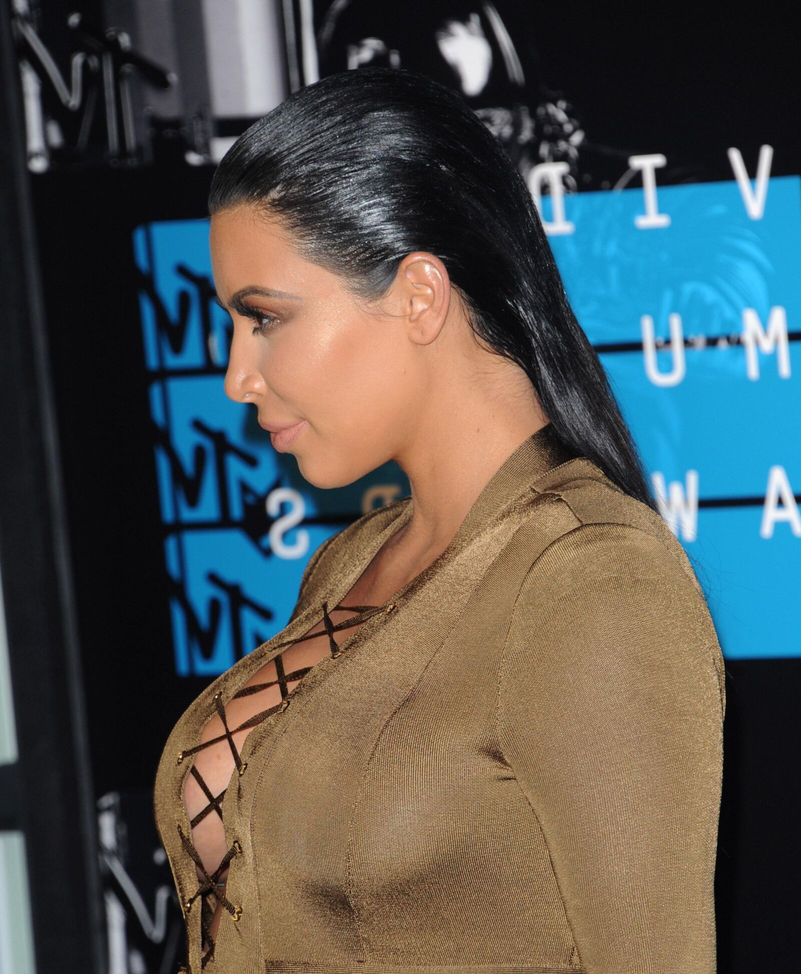 Kim Kardashian – MTV Video Music Awards 2015