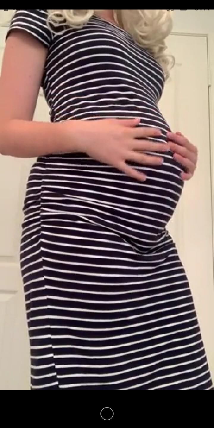 Preggoporn elsaxxxo 